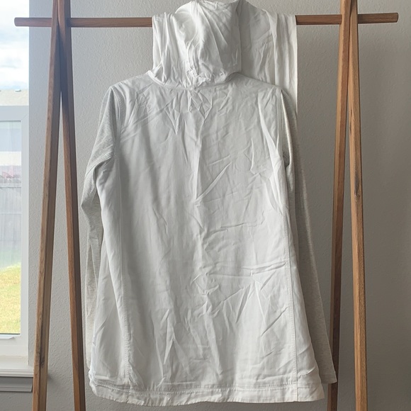 LuluLemon Wrap Jacket with pockets - Picture 9 of 9